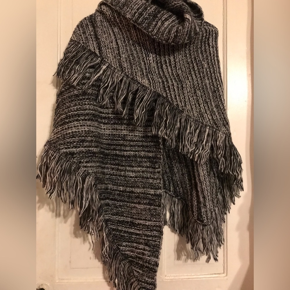 NWT, DEMDACO 4 ways poncho